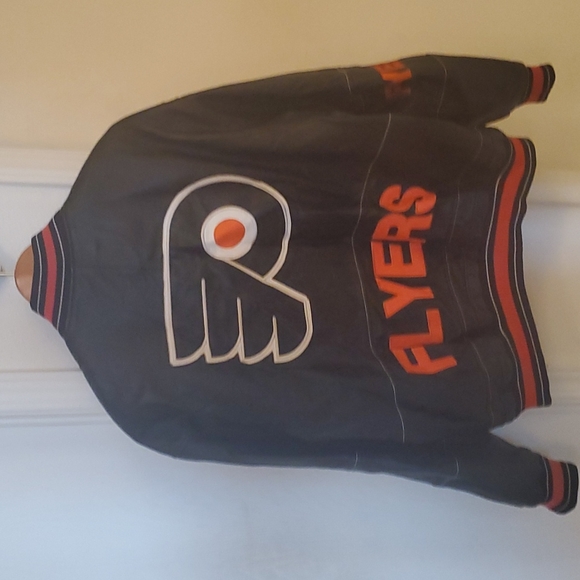 NHL OFFICIAL AUTHENTIC VINTAGE 100% GENUINE LEATHER G'lII FLYERS JACKET - Picture 2 of 13